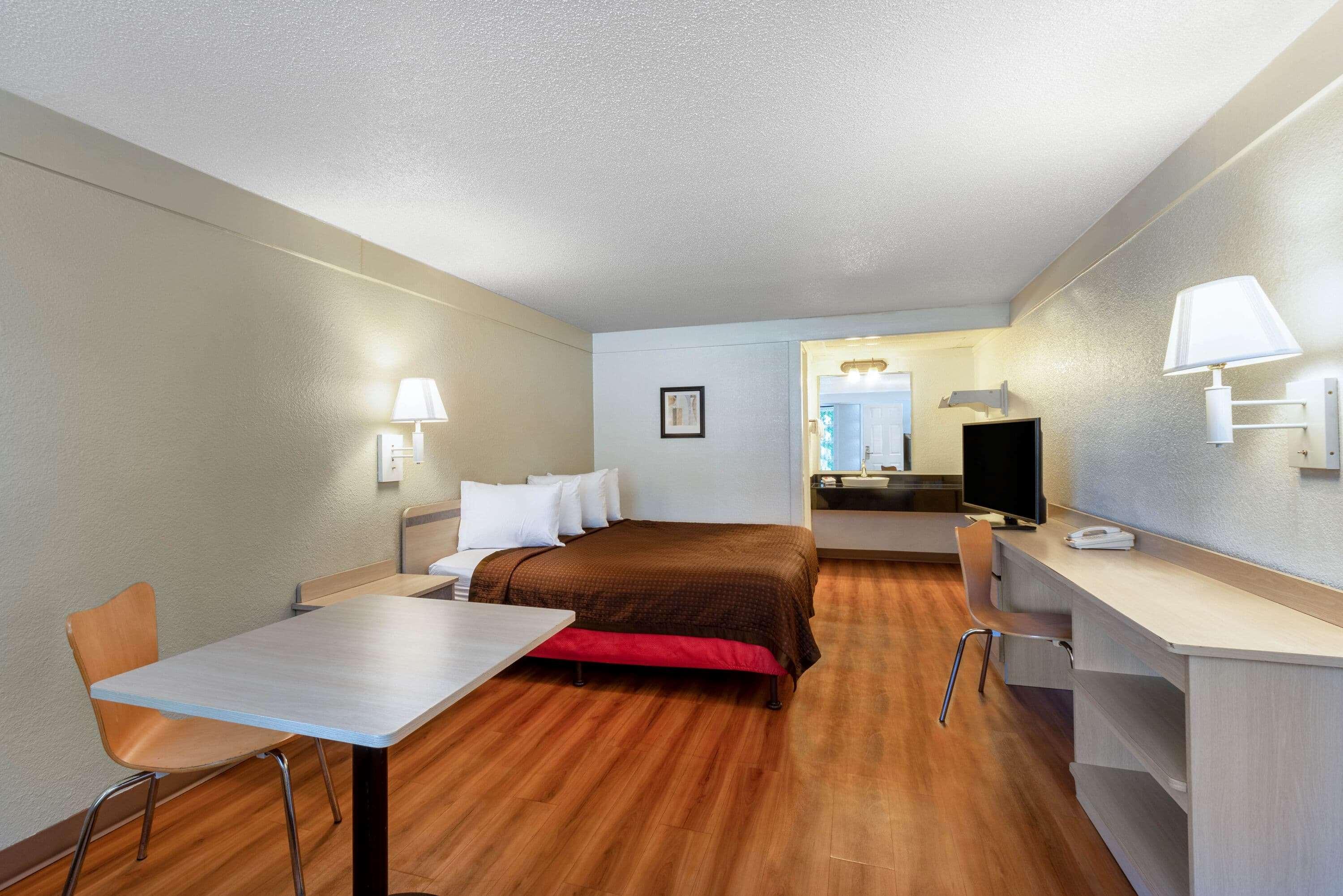 Travelodge By Wyndham Essington / Philadelphia Airport Dış mekan fotoğraf