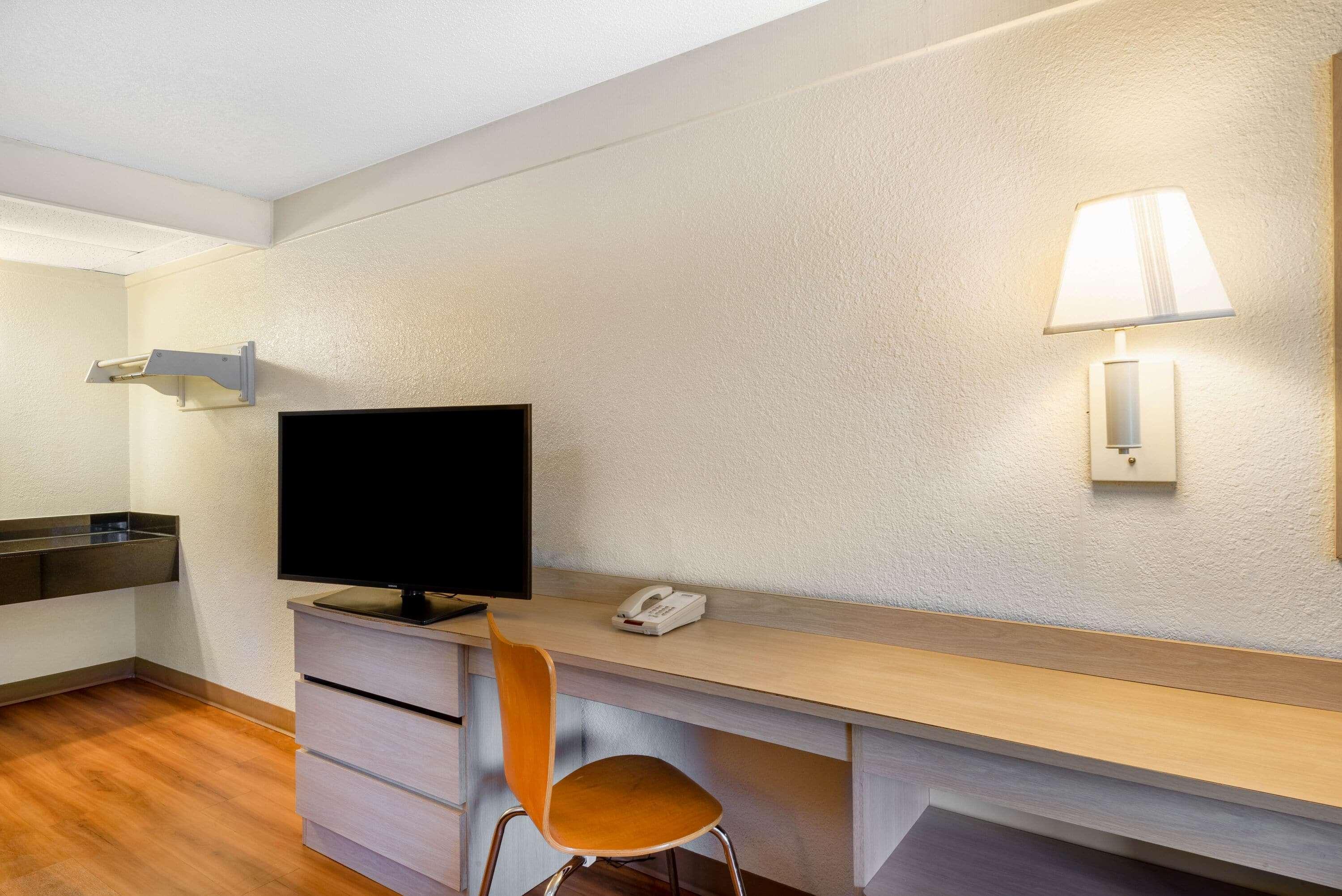 Travelodge By Wyndham Essington / Philadelphia Airport Dış mekan fotoğraf